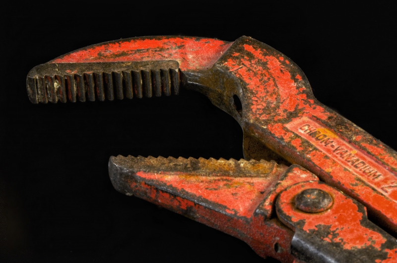 sasu-POURRIERES-min_pipe-wrench-318084